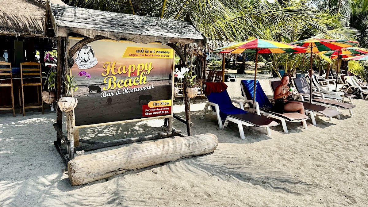 Happy Beach Bar & Restaurant-4