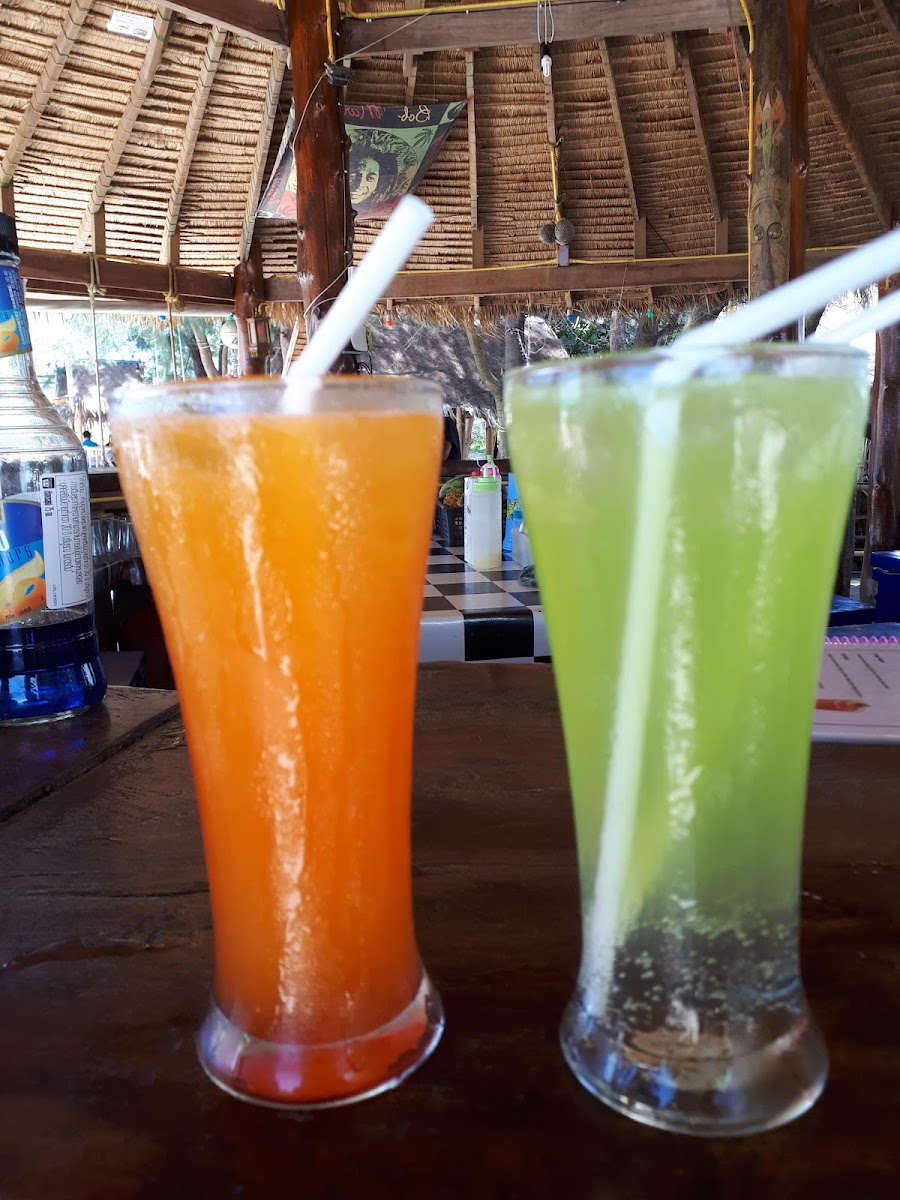 Happy Beach Bar & Restaurant-5